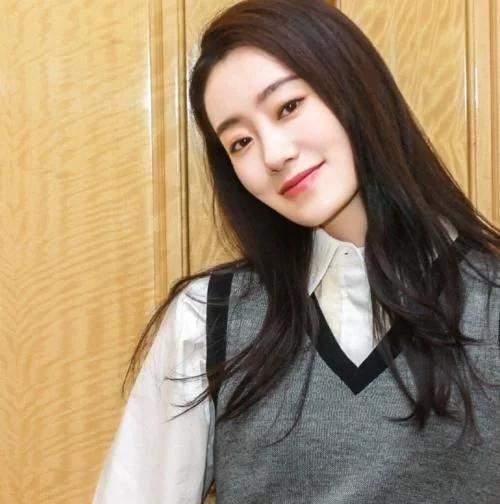 娱乐吃瓜张小斐微博,娱乐八卦新热点